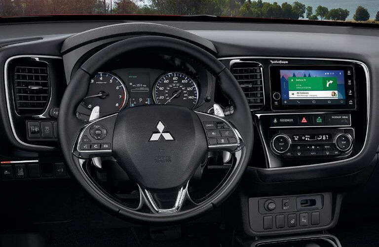 2017 Outlander steering wheel mounted controls