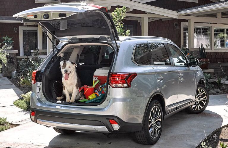 2017 Outlander cargo space