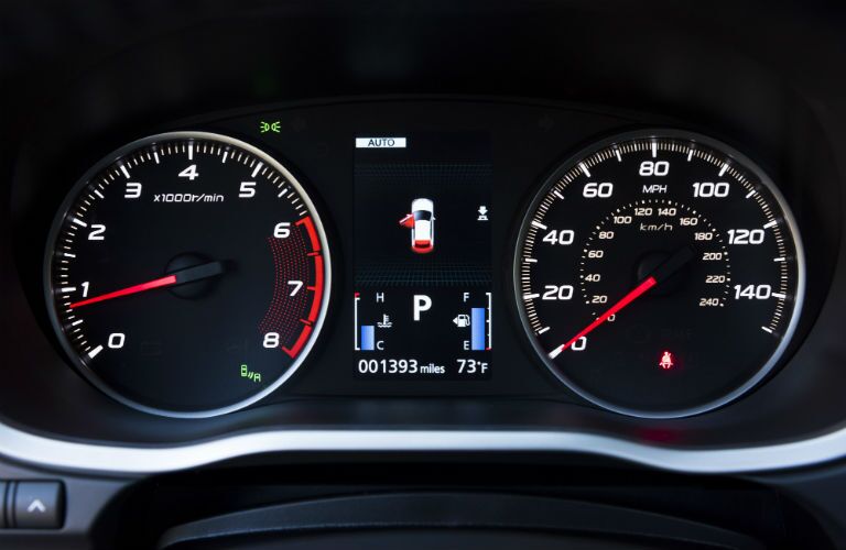 2018 Mitsubishi Eclipse Cross gauges