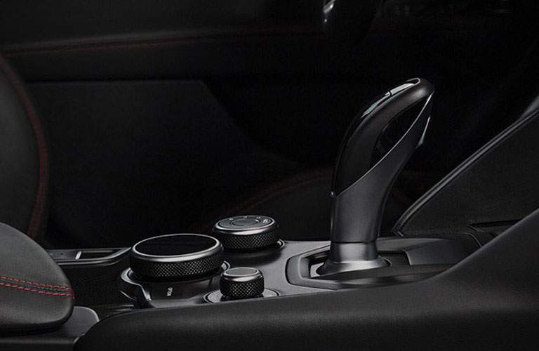 2017 Alfa Romeo Giulia Quadrifoglio shifter