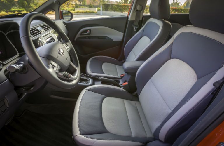 2015-Kia-Rio-Seats