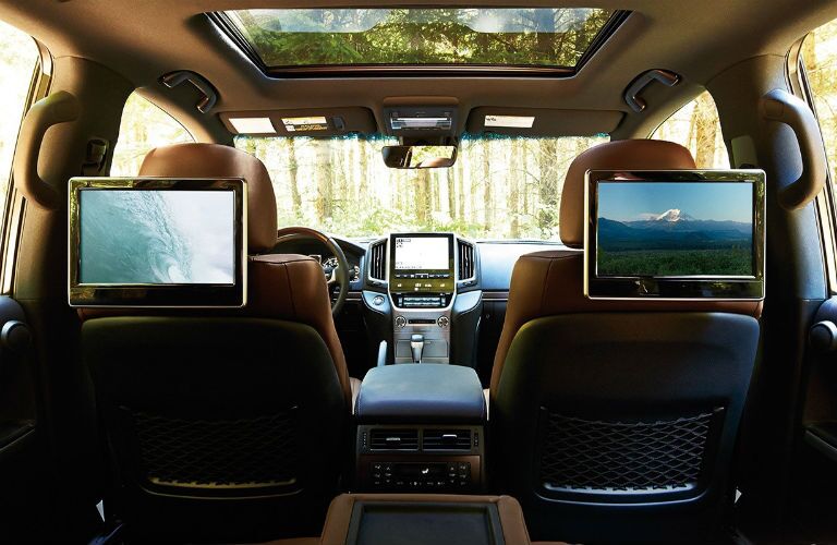 does the land cruiser have dvd player?
