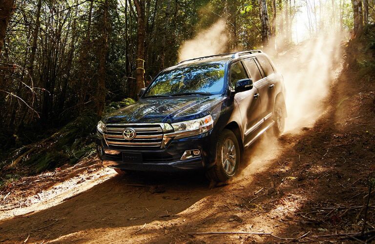 2016 Toyota Land Cruiser performance capabilities