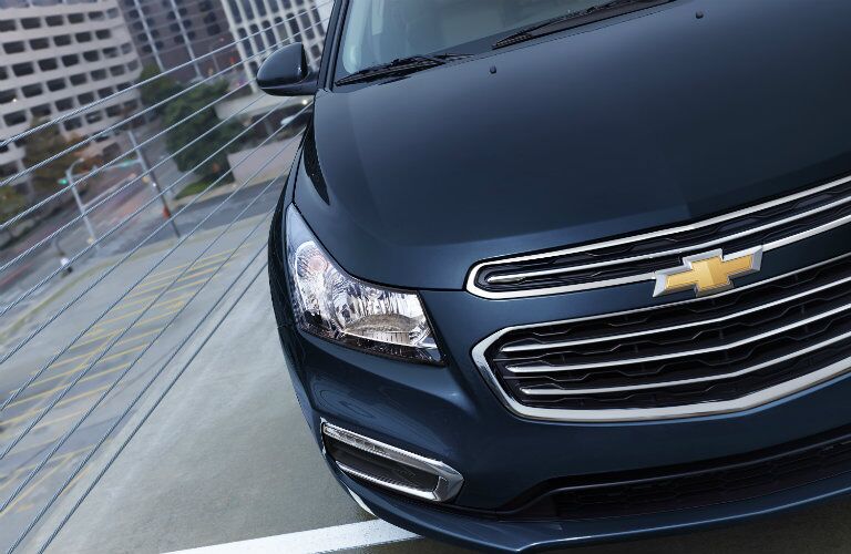 close-up of the 2015 Chevy Cruze grille