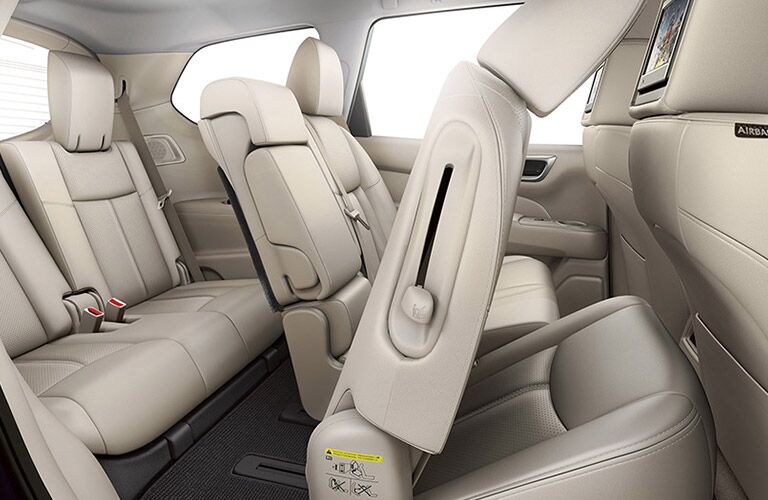 2016 Nissan Pathfinder Bozeman, MT interior features and options