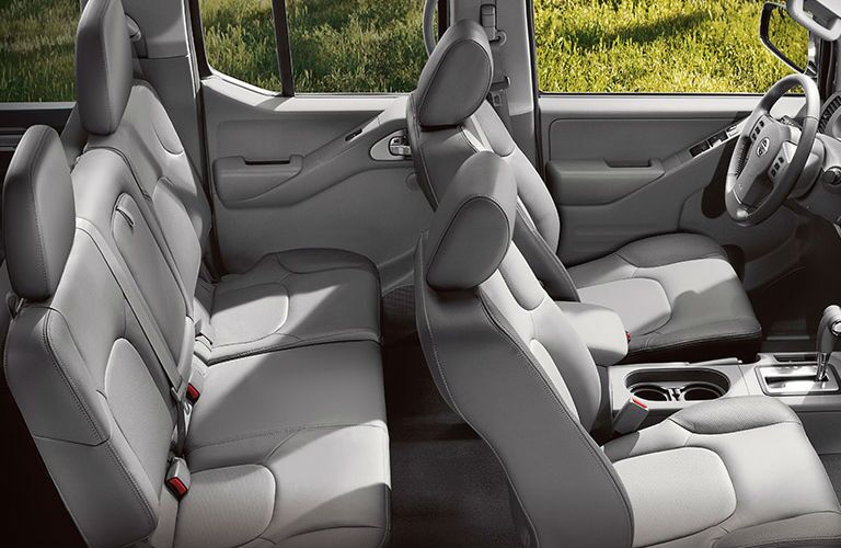 2016 Nissan Frontier interior