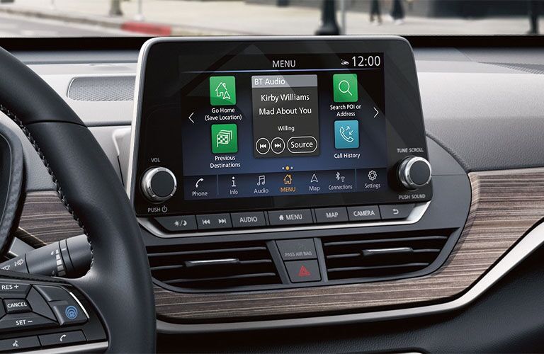 altima infotainment screen