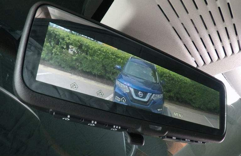 The intelligent rear view mirror is great