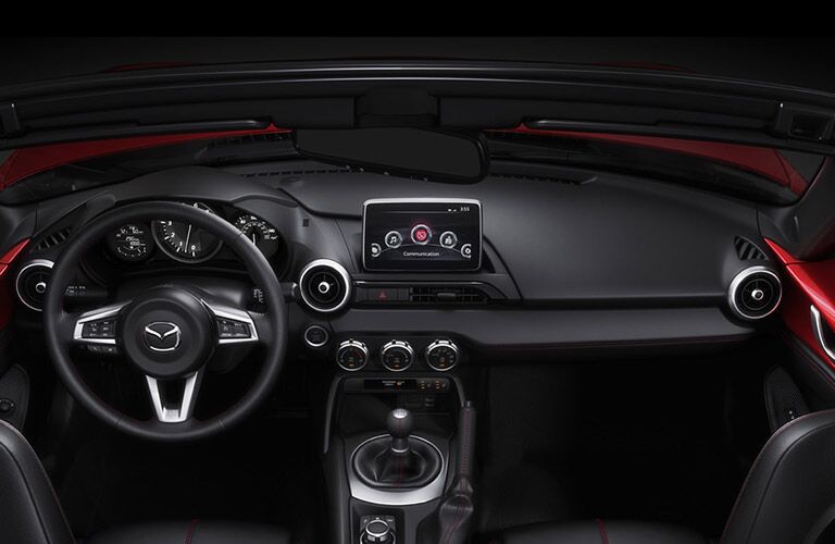 Front dash of the 2016 Mazda MX-5 Miata
