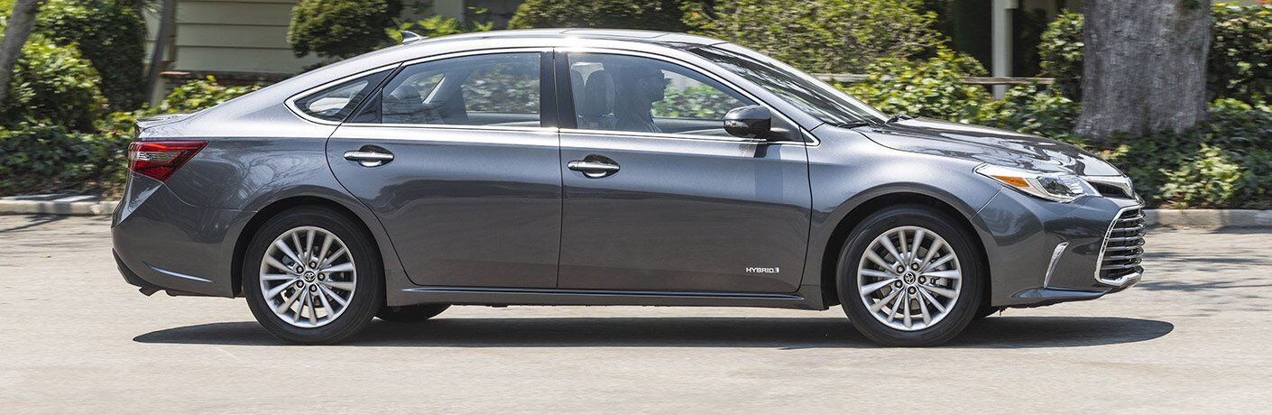 2017 Toyota Avalon Hybrid Bloomington In