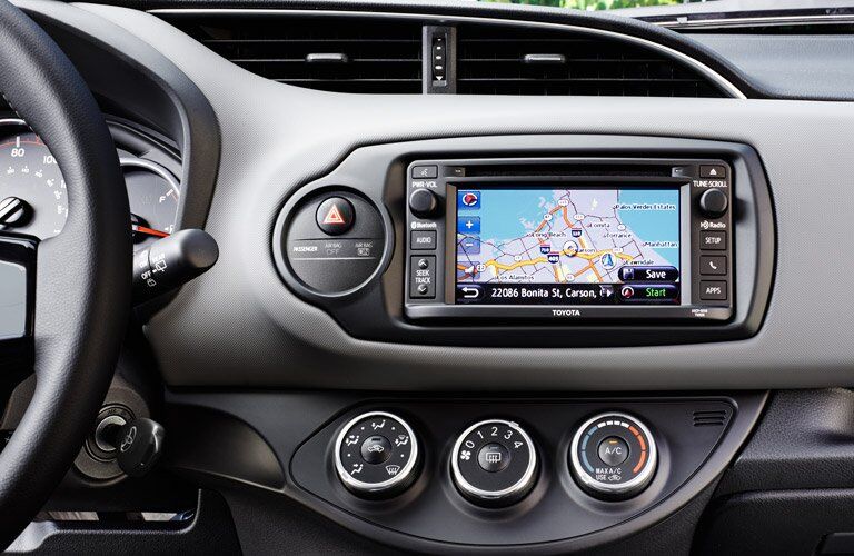 2017 Toyota Yaris technology features