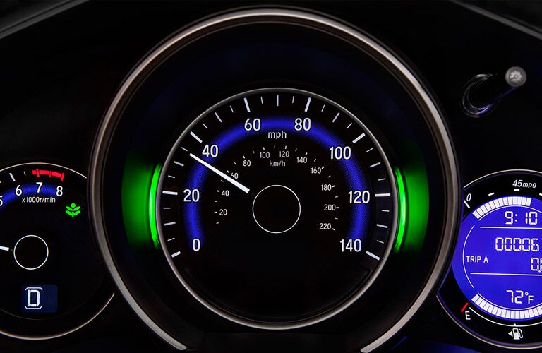 2016 Honda Fit vs 2016 Kia Rio gas mileage