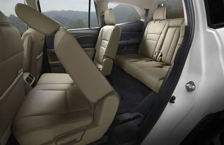 honda pilot seats being folded