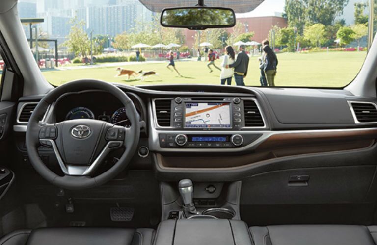 2016 Toyota Highlander hybrid navigation system