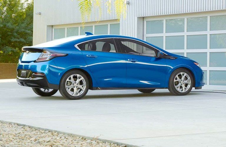 2017 Chevy Volt Bodylines View