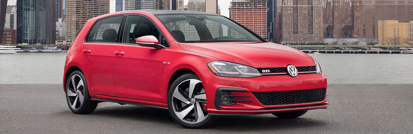 2018 Volkswagen Golf GTI in red