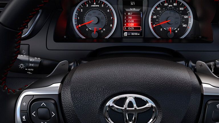 2015 Toyota Camry Janesville, WI