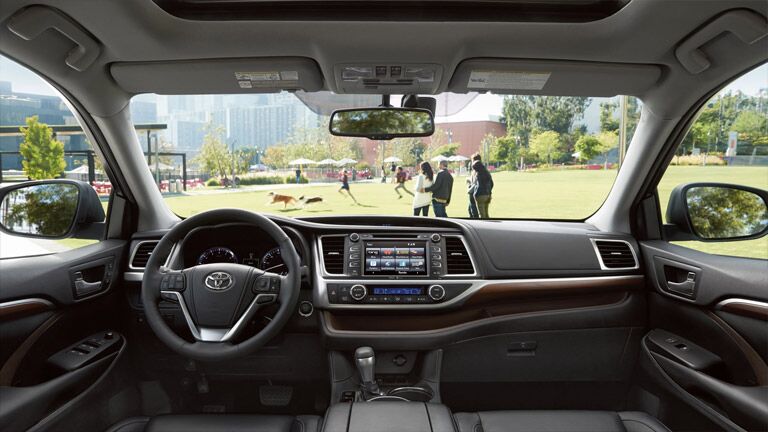 2015 Toyota Highlander Janesville, WI