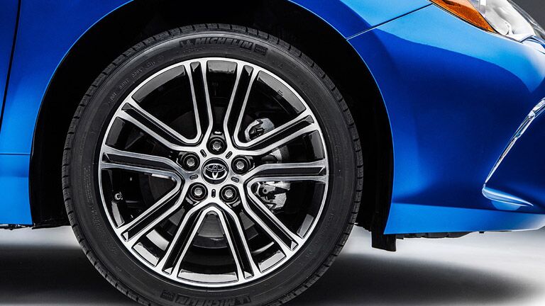 2016 Toyota Camry Special Edition exterior