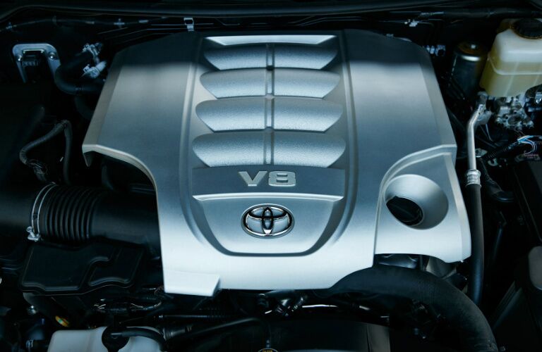 2017 Toyota Land Cruiser engine