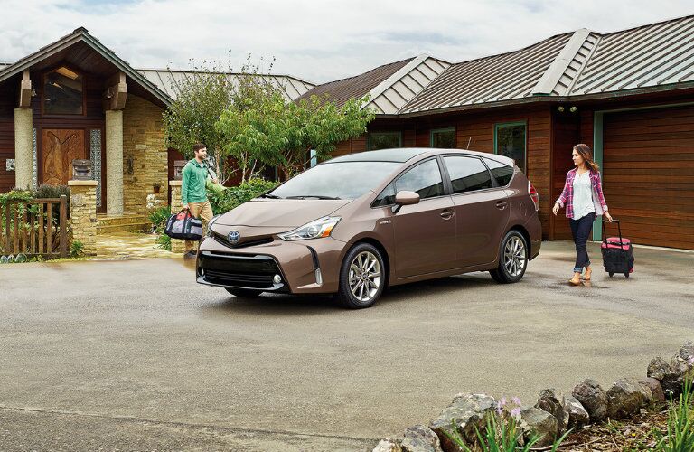 2016 Toyota Prius v exterior