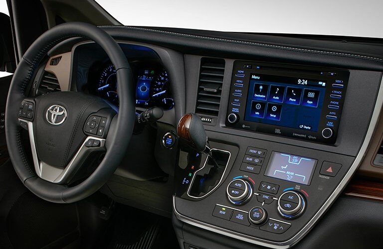 Steerign column and control panel of 2018 Toyota Sienna