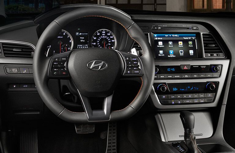 2016 Hyundai Sonata vs. 2016 Chevrolet Malibu