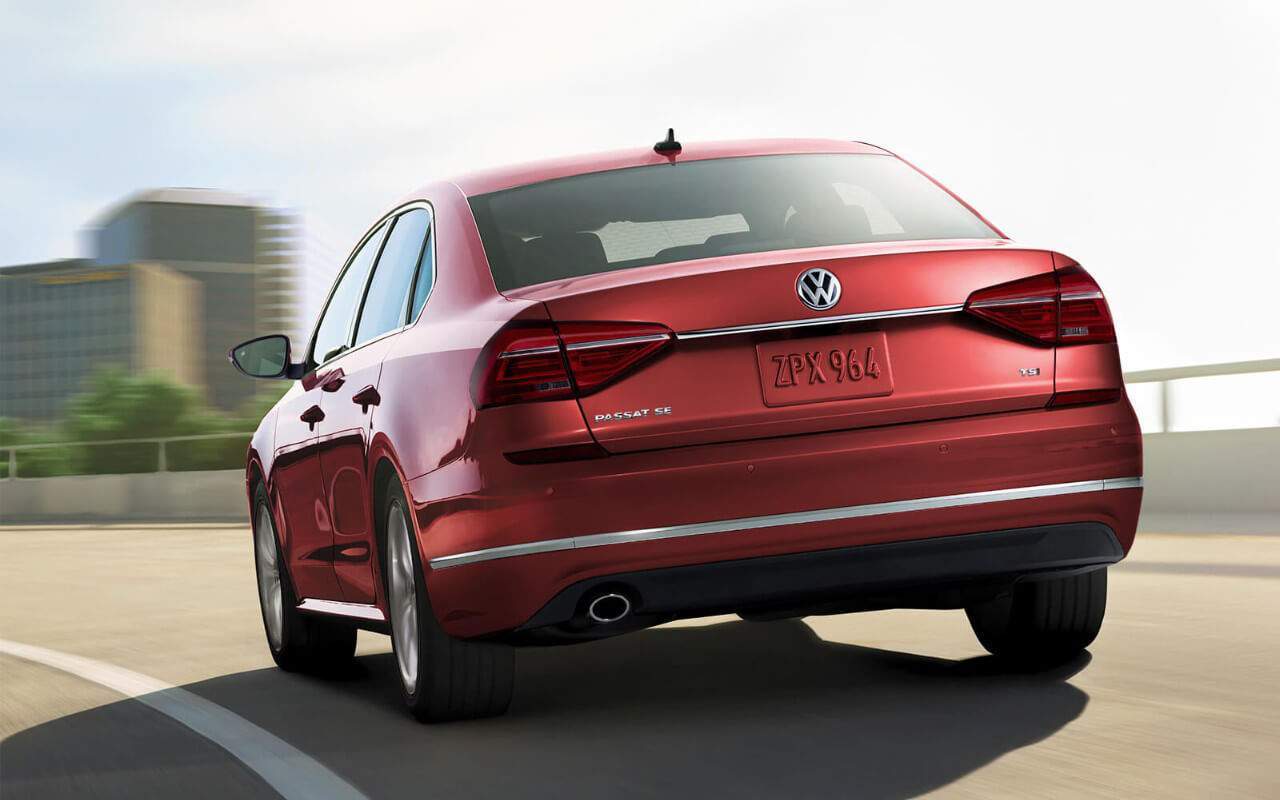 2018 Volkswagen Passat Rear Exterior