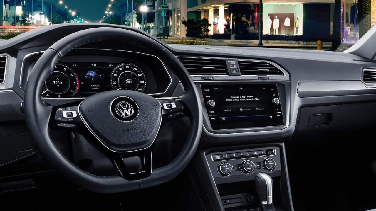2018 Volkswagen Tiguan Interior Cabin
