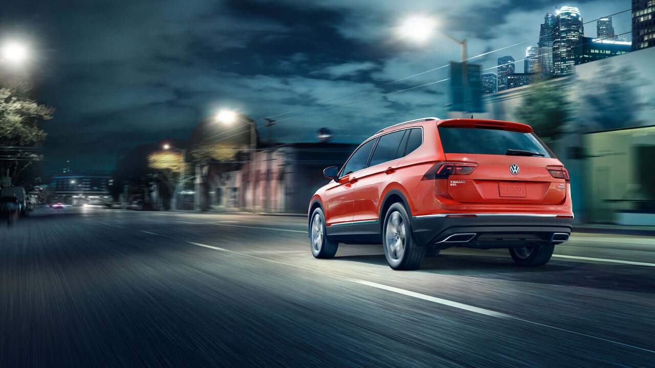2018 Volkswagen Tiguan Rear Exterior
