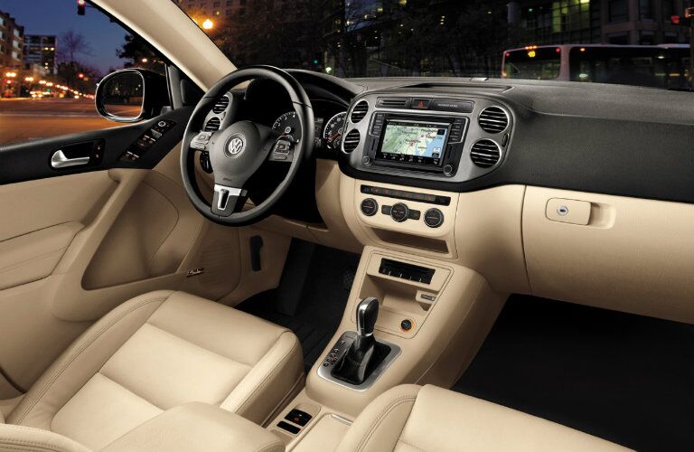 two tone interior of 2017 vw tiguan