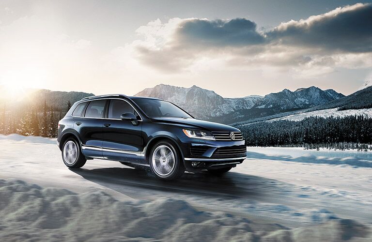 how the 2016 volkswagen touareg handles in snow