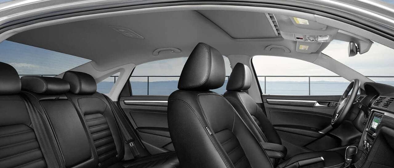 2018 Volkswagen Passat interior