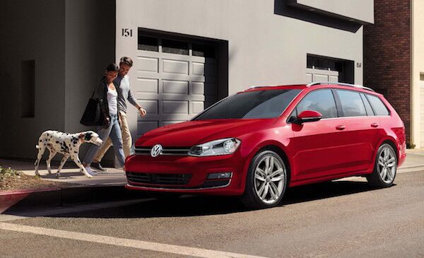 Test Drive the 2017 VW Golf SportWagen in Santa Monica CA exterior design and features