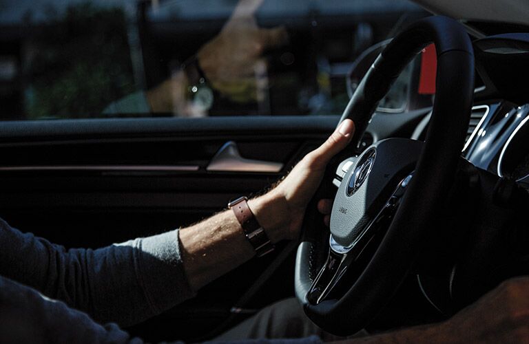 2016 Volkswagen Golf steering wheel