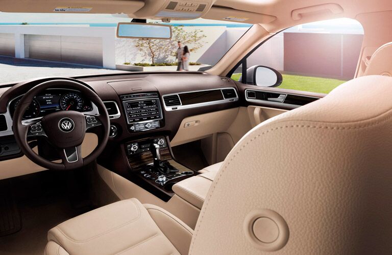2015 Volkswagen Touareg Leather Tan Interior