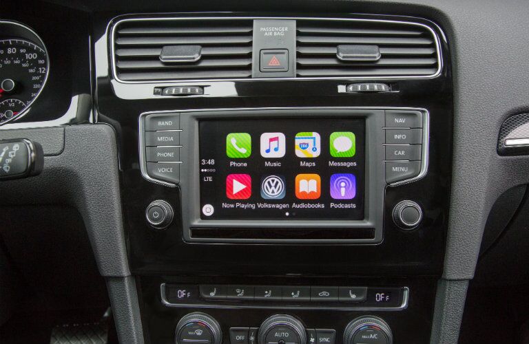 2016 Volkswagen Golf SportWagen LCD Screen