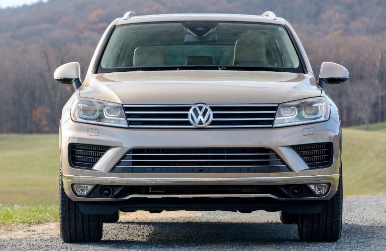 2016 Touareg front end