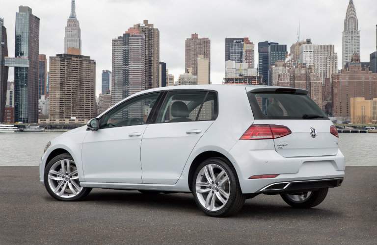 2018 Volkswagen Golf city background rear exterior shot
