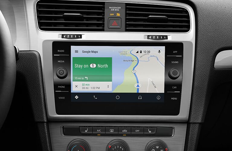 2019 Volkswagen Golf touchscreen