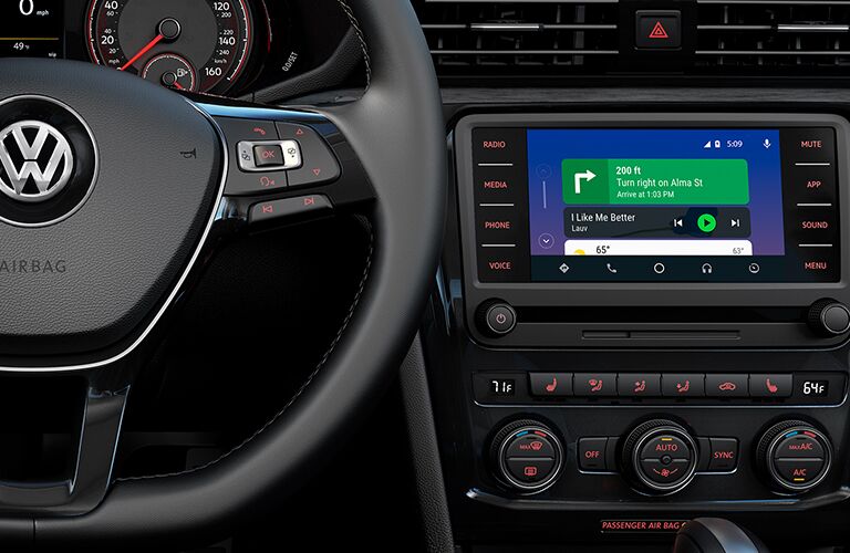 2020 Volkswagen Passat steering wheel