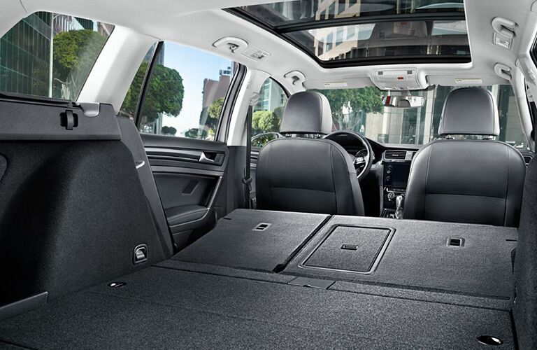 2018 Volkswagen Golf SportWagen rear cargo area