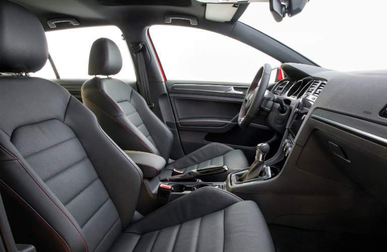 2018 Volkswagen Golf GTI front seating side shot