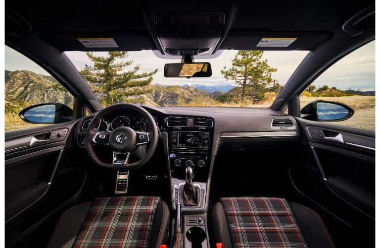 2019 Volkswagen Golf Gti Vs 2019 Volkswagen Jetta Gli