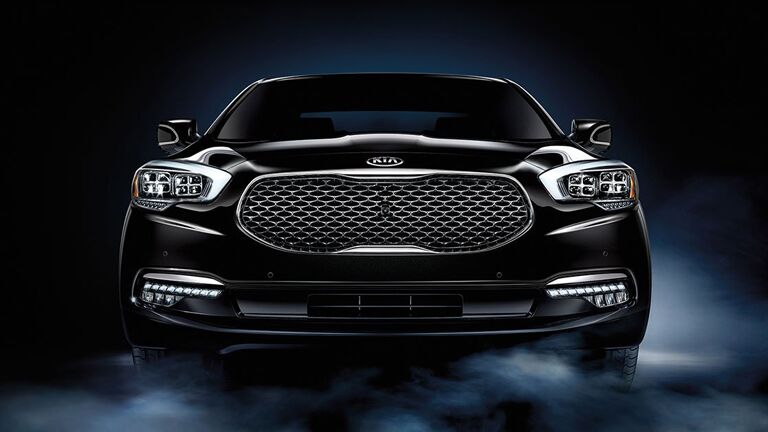 2015 Kia K900 front view