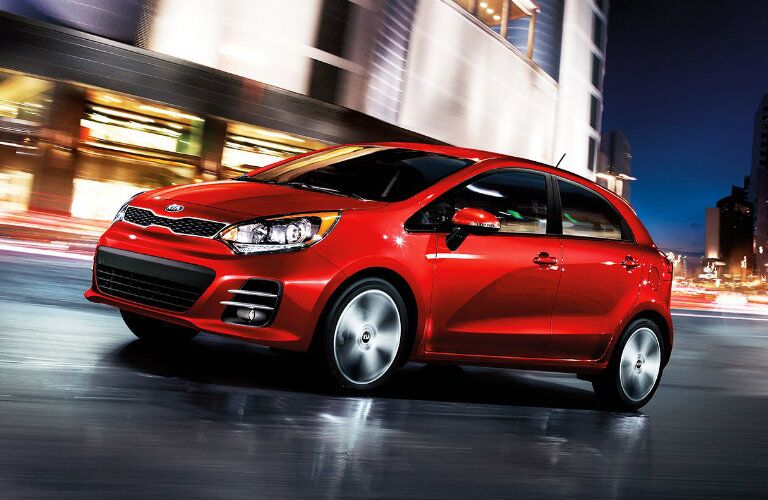 2016 Kia Rio 5-door front grille_o