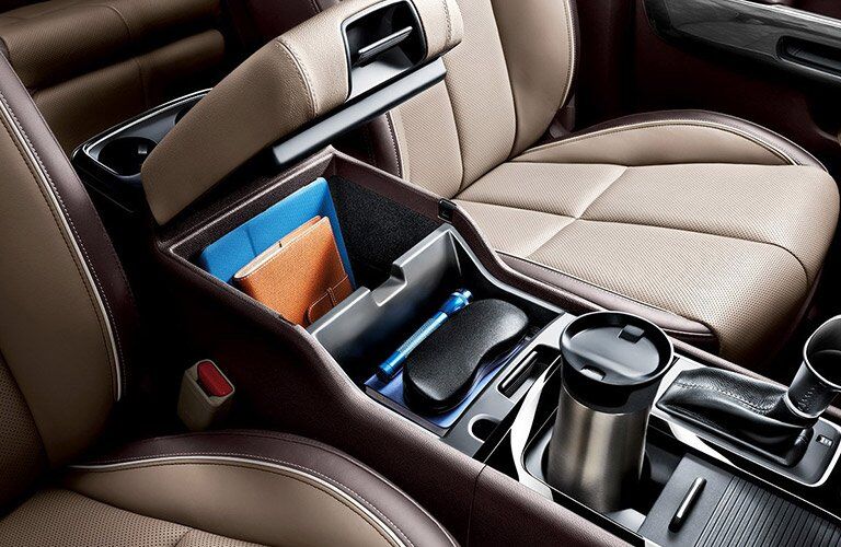2017 Kia Sedona center console storage