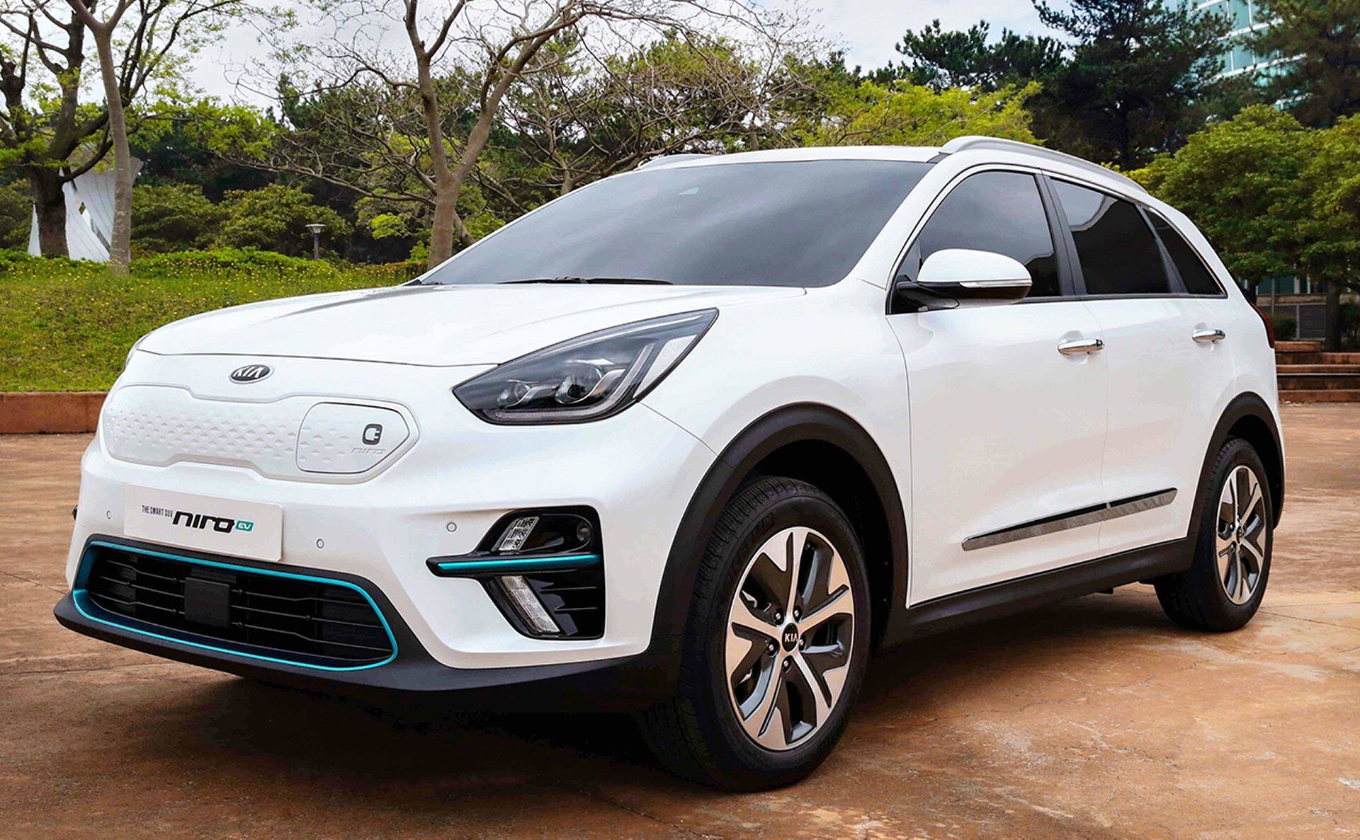 2019 Kia Niro EV Carolina Kia Of High Point 2019-kia-niro-ev-carolina-kia-of-high-point