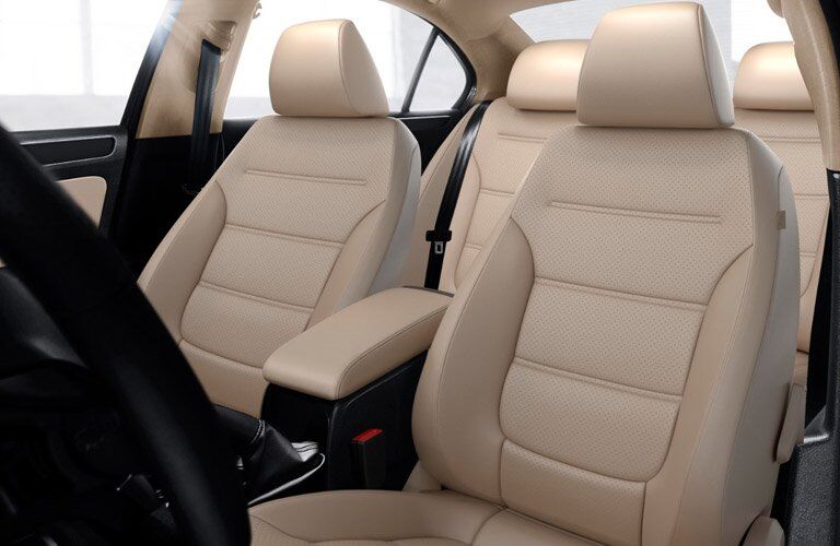 2017 Volkswagen Jetta seating capacity