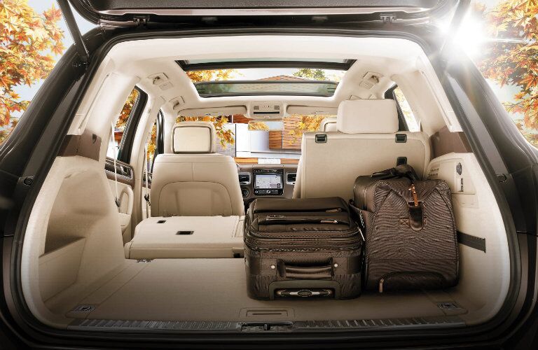 2017 Volkswagen Touareg cargo volume and safety